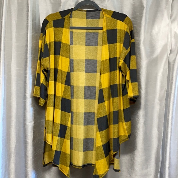 Yellow and grey plaid - Picture 3 of 3